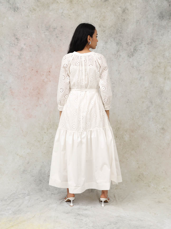 Vica Maxi Lace Dress - Image 4